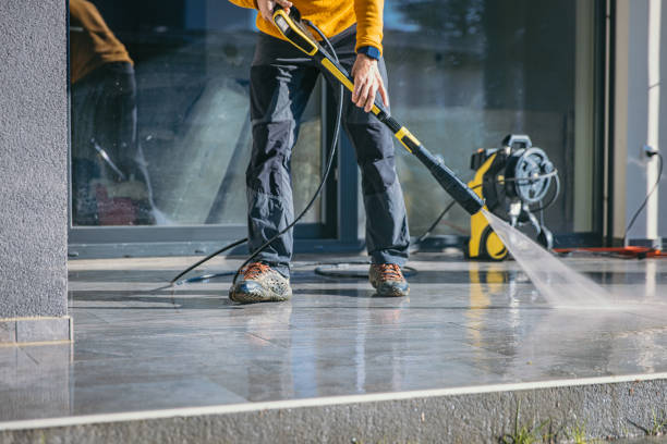 Best Concrete Pressure Washing  in Angustura, NM